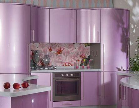 мебель для кухни перламутрового цвета