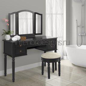 будуарный столик в ванной
