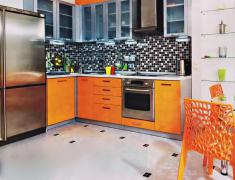 оранжевая мебель для кухни